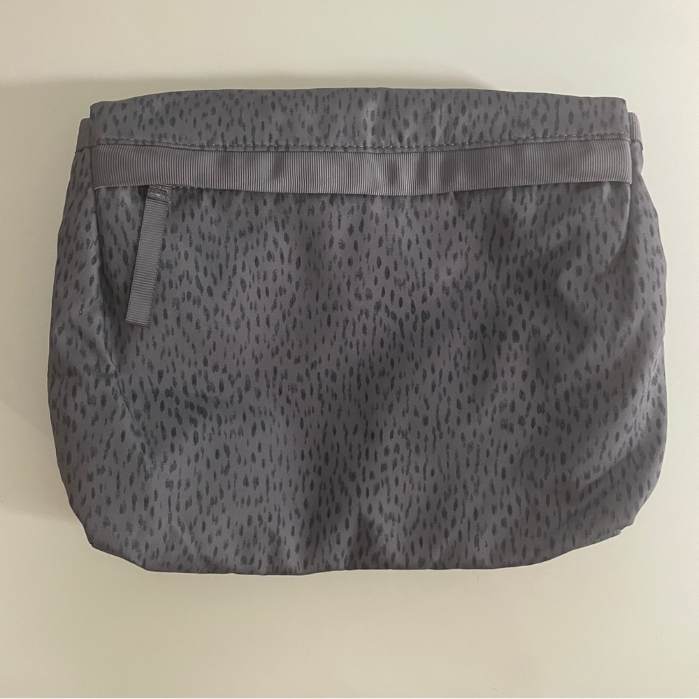 Lululemon Party Om Bag - Picture 10 of 17